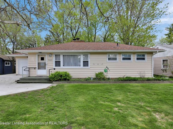 4604 Holt Road, Holt, MI 48842