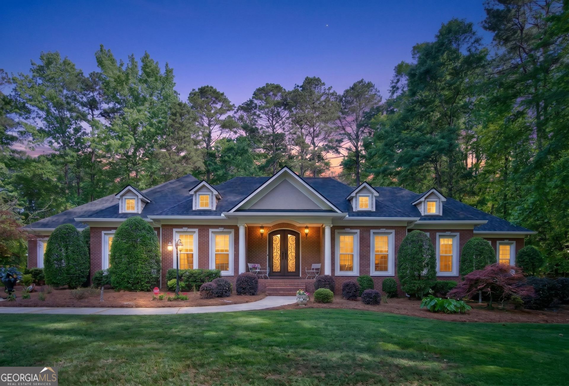 125 County Down, Fayetteville, GA 30215 Main Photo