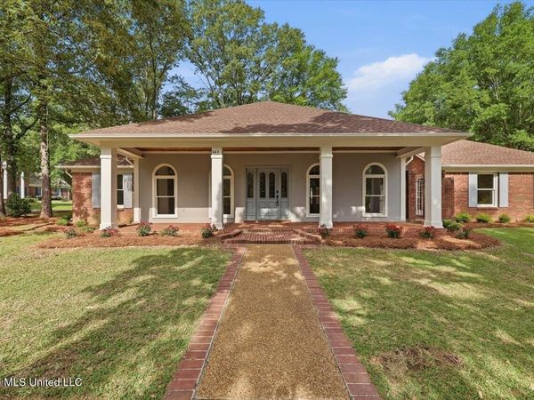 427 Autumn Oak Drive, Madison, MS 39110