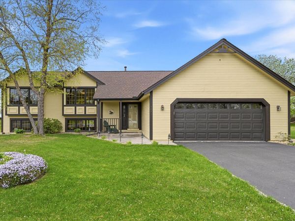 1471 Summit Avenue, Saint Paul Park, MN 55071
