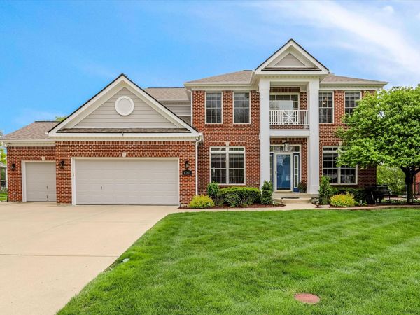 4207 Honeysuckle Lane, Zionsville, IN 46077