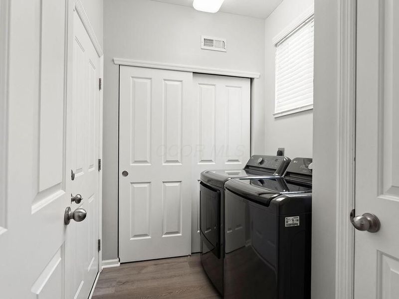 1836 Epic Way, Unit 38, Grove City, OH 43123 Photo 12