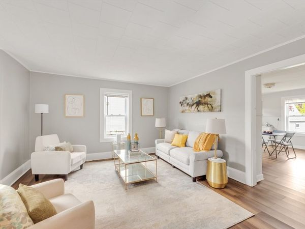 41 Mount Hope Street, Boston, MA 02131