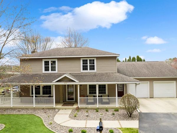 2591 REDPATH DRIVE, Marinette, WI 54143