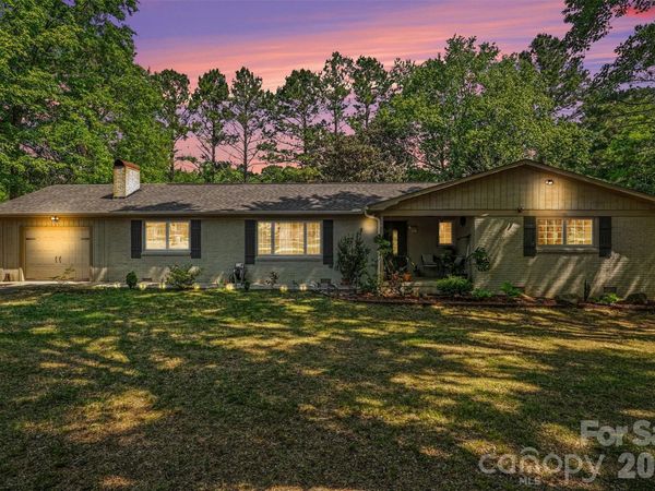 3950 Rocky River Place , Harrisburg, NC 28075