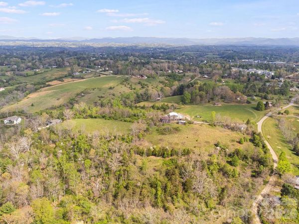 47 Gill Branch Road , Weaverville, NC 28787