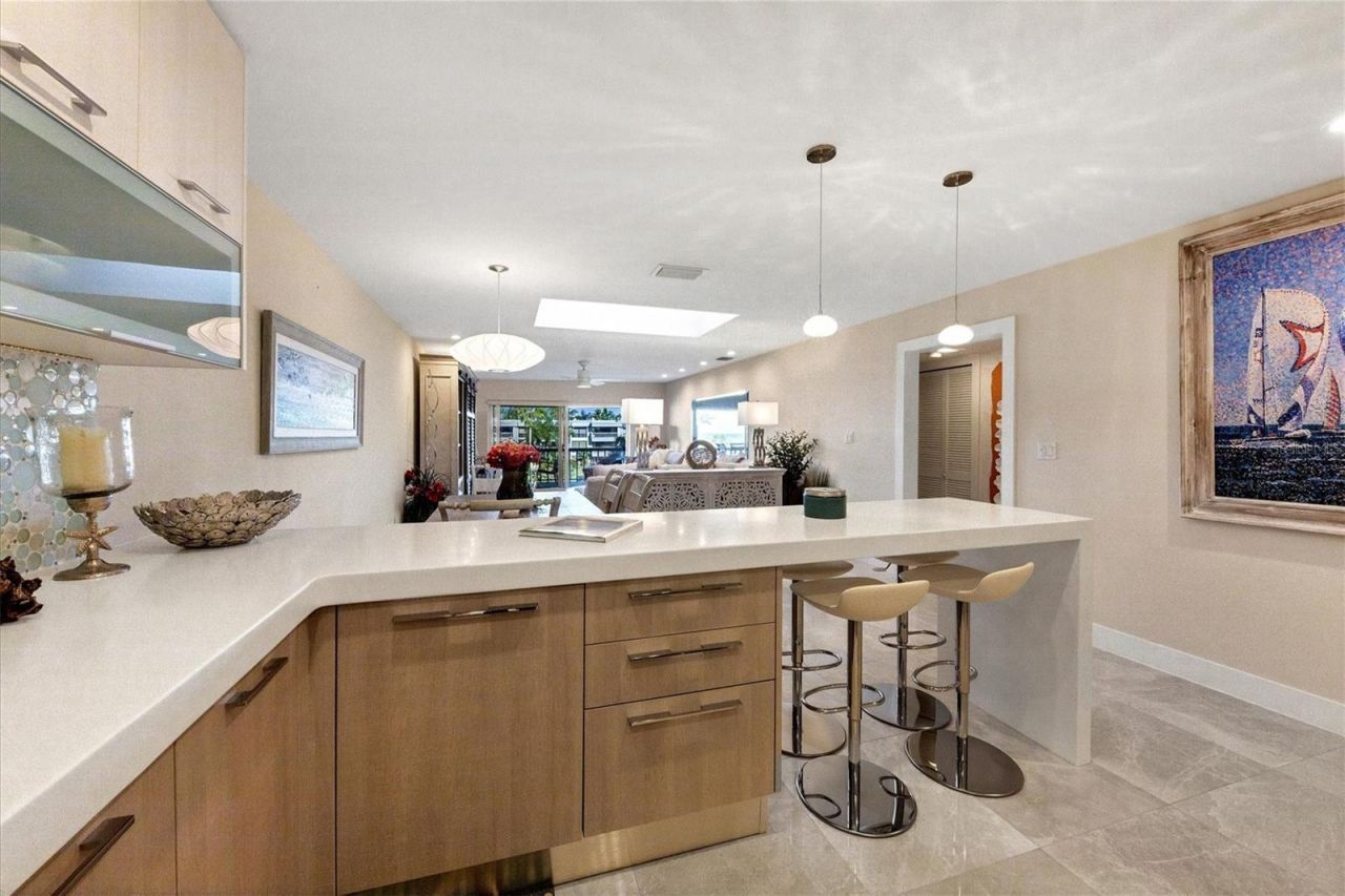 5757 Gulf Of Mexico Drive, Unit 305, Longboat Key, FL 34228 Photo