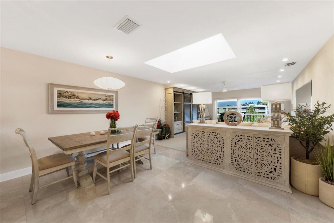 5757 Gulf Of Mexico Drive, Unit 305, Longboat Key, FL 34228 Photo