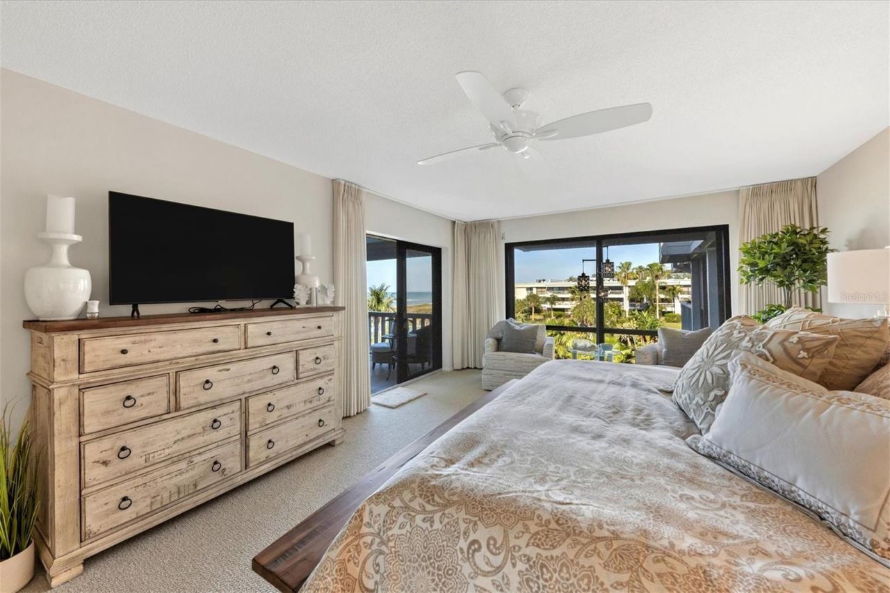5757 Gulf Of Mexico Drive, Unit 305, Longboat Key, FL 34228 Photo