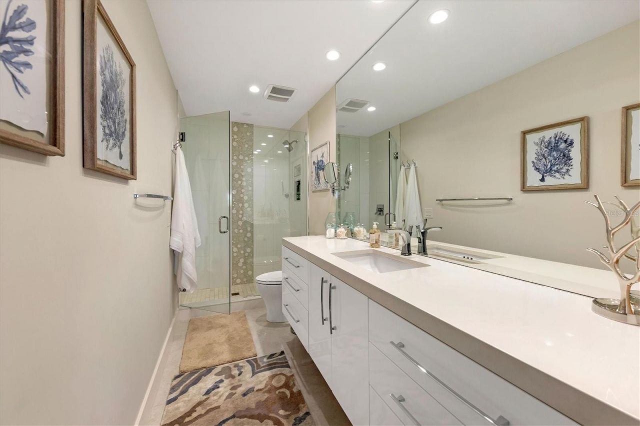 5757 Gulf Of Mexico Drive, Unit 305, Longboat Key, FL 34228 Photo