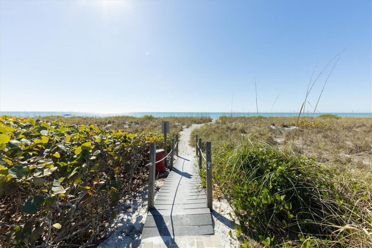 5757 Gulf Of Mexico Drive, Unit 305, Longboat Key, FL 34228 Photo