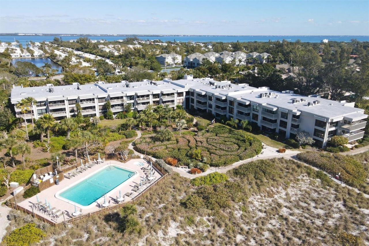 5757 Gulf Of Mexico Drive , Unit 305, Longboat Key, FL 34228 Photo