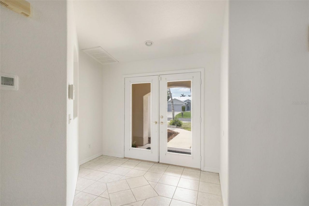 5333 SW 16th Place, Cape Coral, FL 33914 Photo