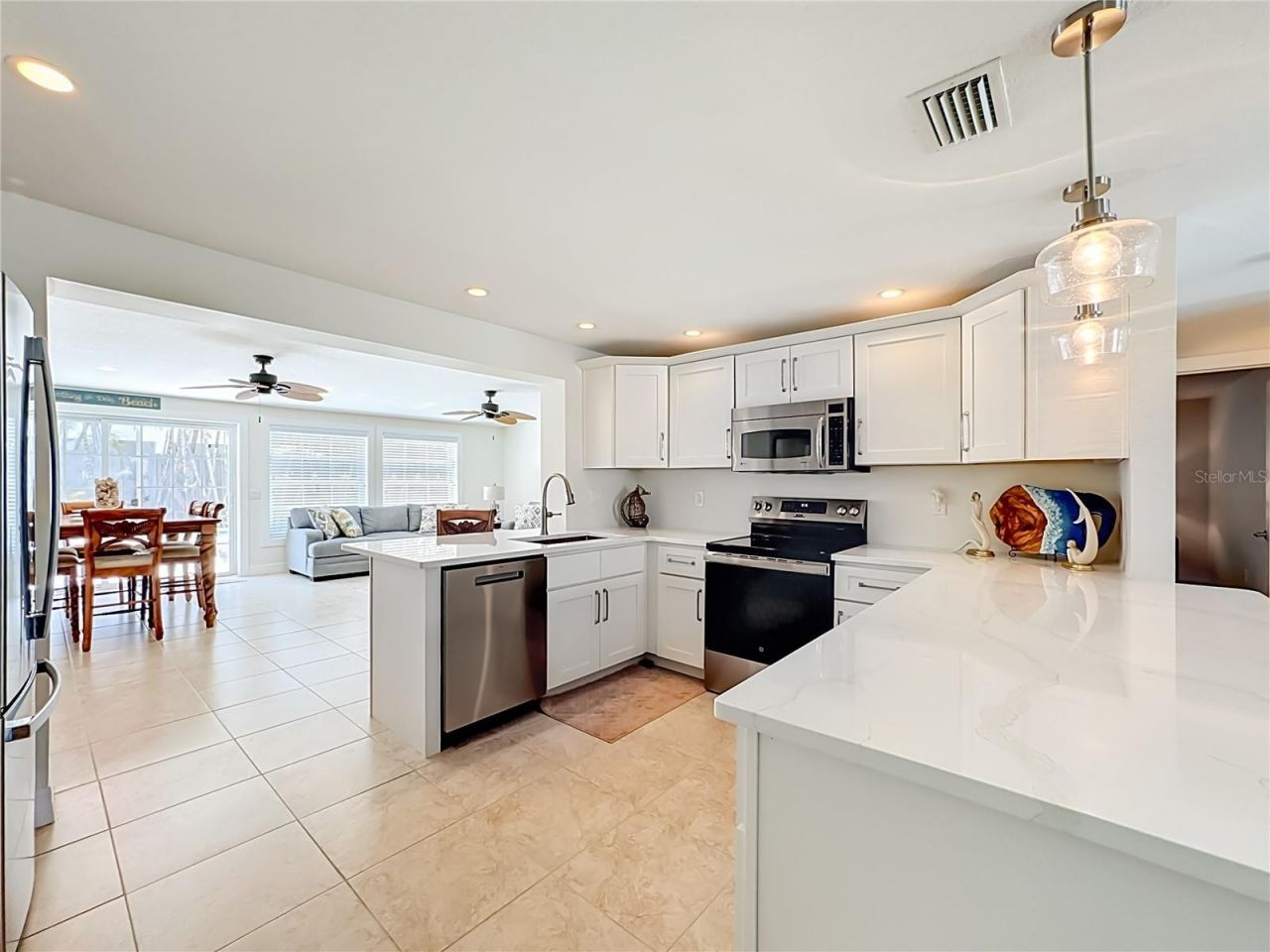 307 68th, Holmes Beach, FL 34217 Photo