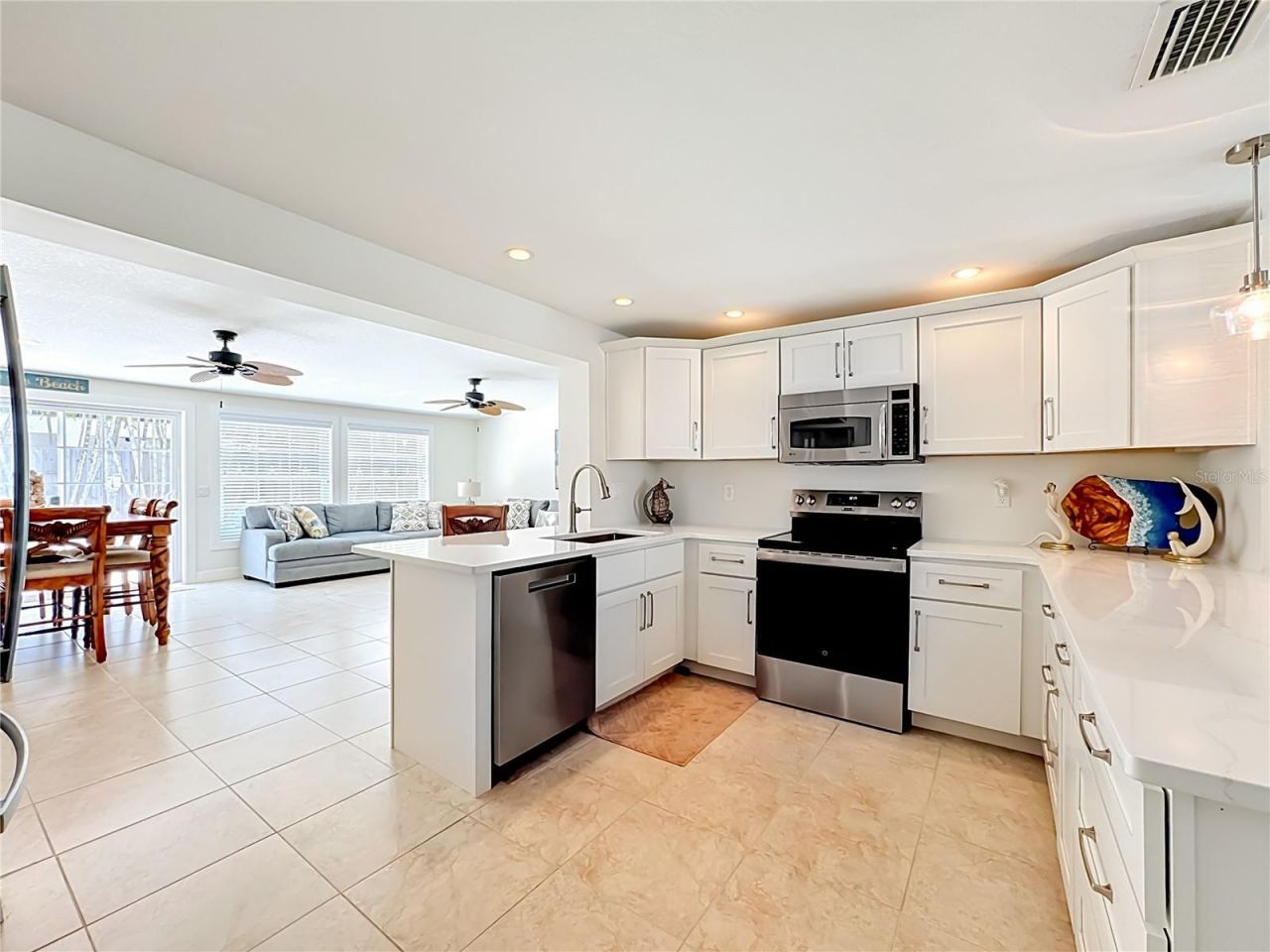 307 68th, Holmes Beach, FL 34217 Photo