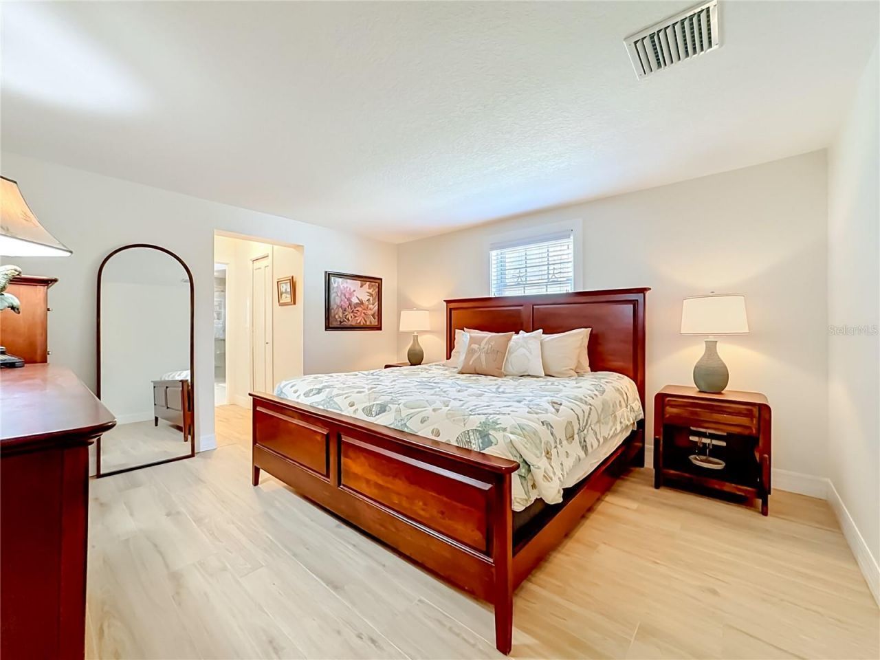 307 68th, Holmes Beach, FL 34217 Photo