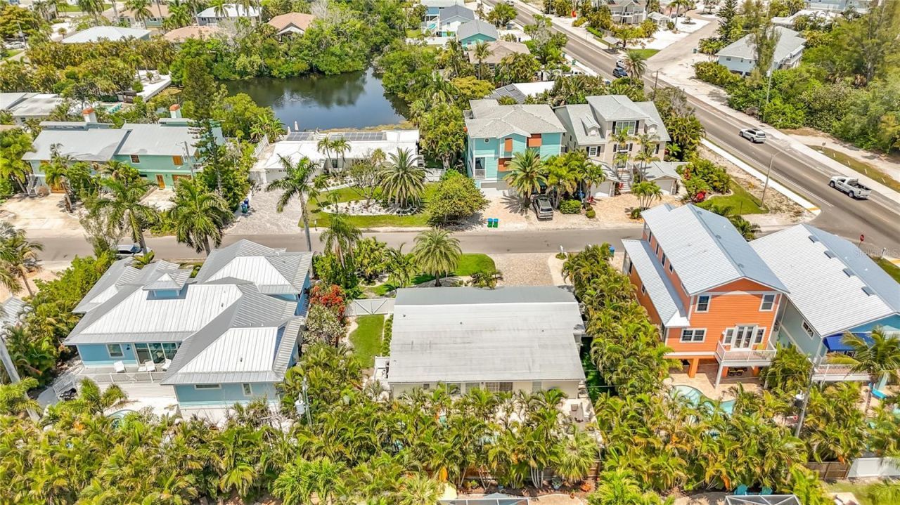 307 68th, Holmes Beach, FL 34217 Photo