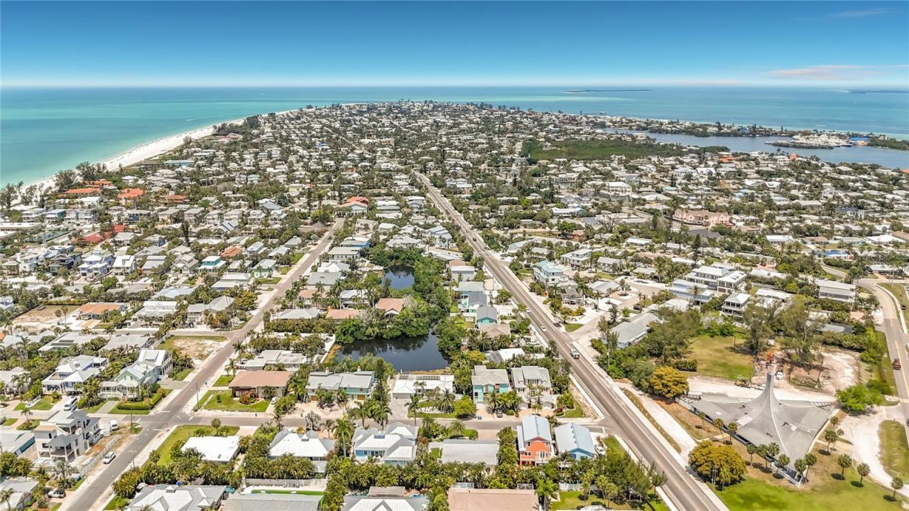 307 68th, Holmes Beach, FL 34217 Photo