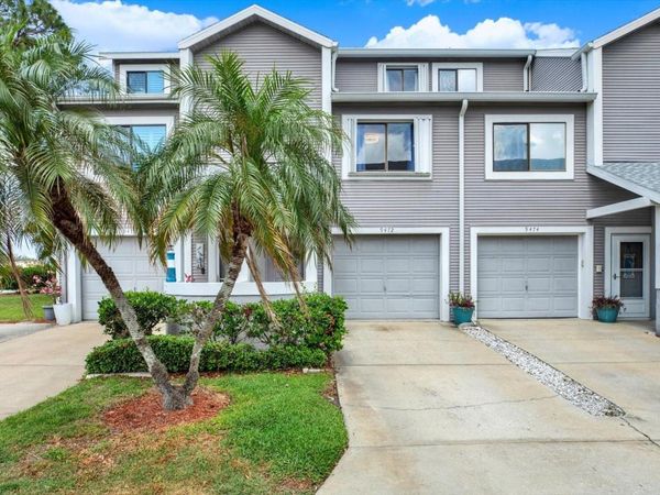 9472 TARA CAY COURT , Unit 2, SEMINOLE, FL 33776