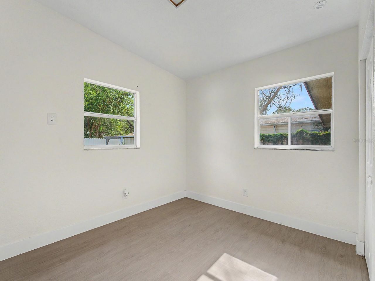 609 Fairmont Drive , Brandon, FL 33511 Photo