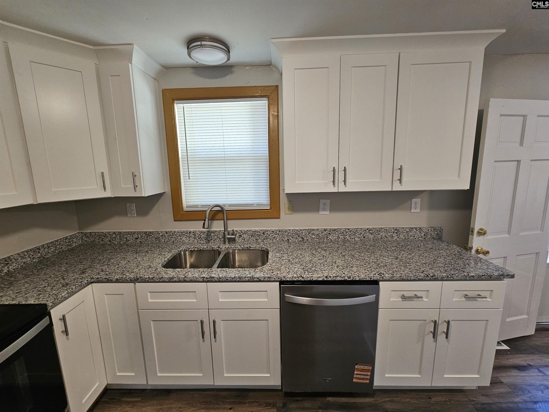 1561 Bradley Road  Photo 16