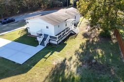 1561 Bradley Road  photo 4