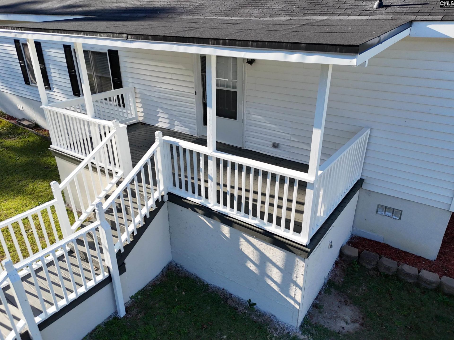 1561 Bradley Road  Photo 4