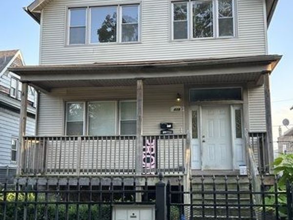 439 W 62nd Street W, Chicago, IL 60621