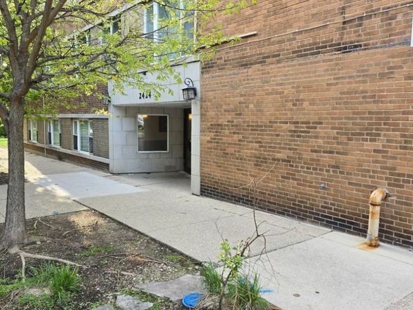 2424 W ESTES Avenue , Unit 5D, Chicago, IL 60645