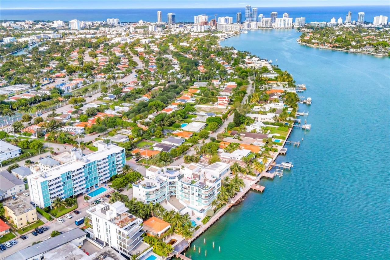 Please Call For Address, Miami Beach, FL 33141 Photo