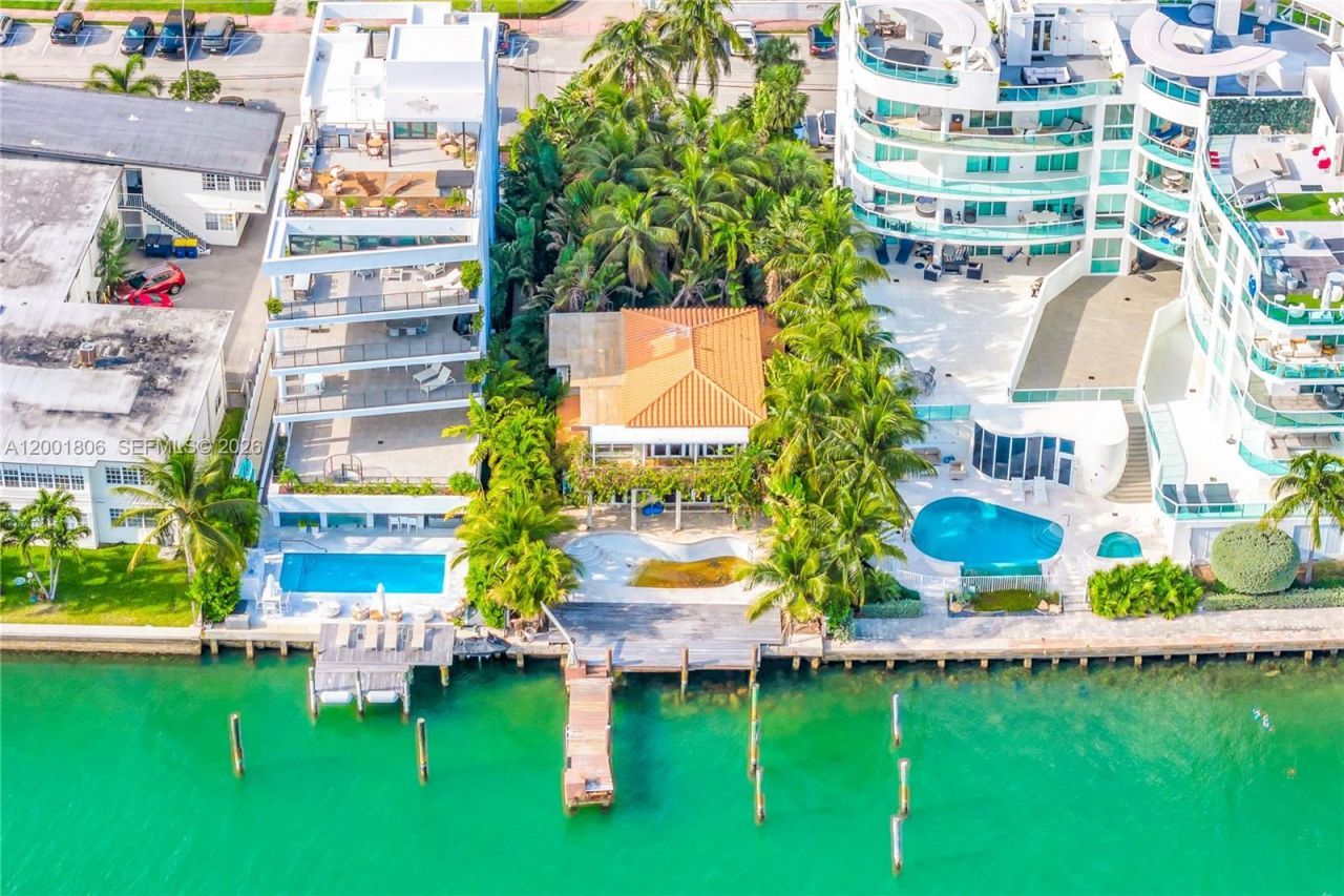 Please Call For Address, Miami Beach, FL 33141 Photo