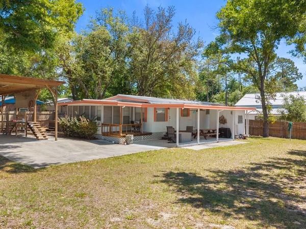 1201 NE 2nd Ave, Steinhatchee, FL 32359