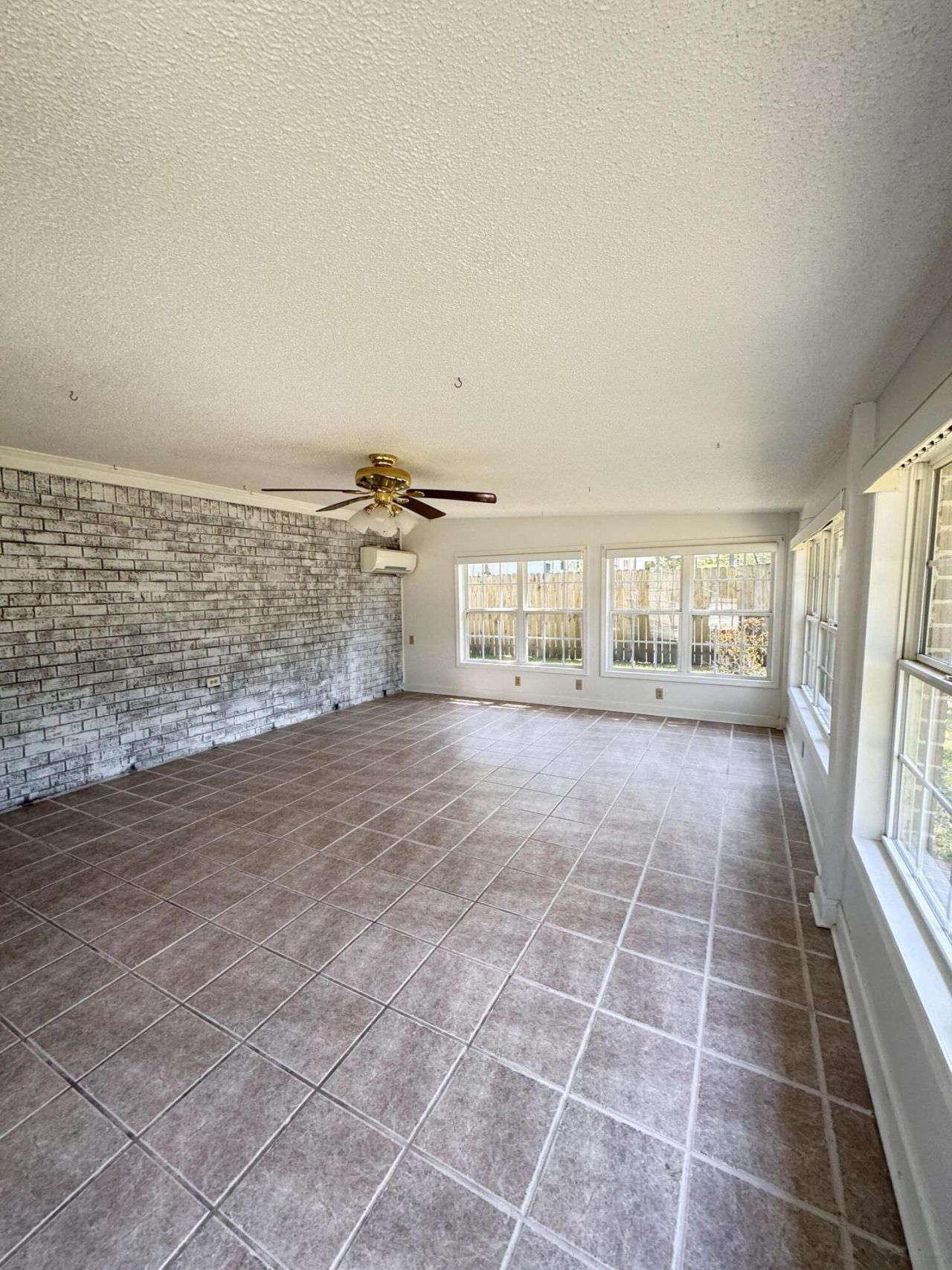 104 Overhill Road Photo 13