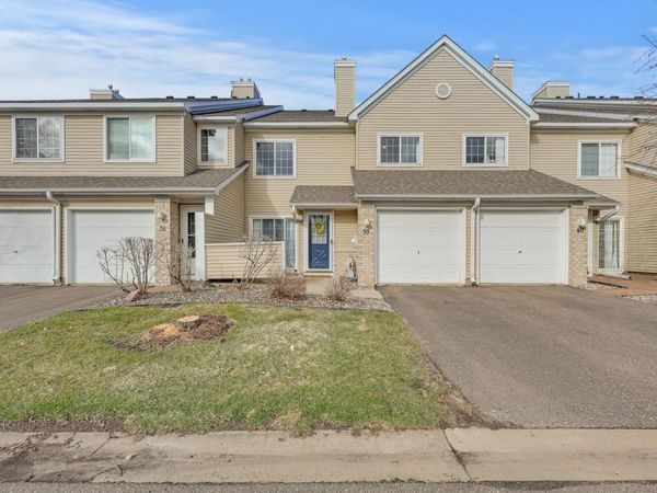 2270 Ranchview Lane N, Unit 39, Plymouth, MN 55447