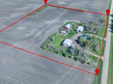 27707 330th Avenue, Westbrook, MN 56183