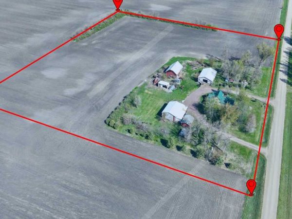 27707 330th Avenue, Westbrook, MN 56183