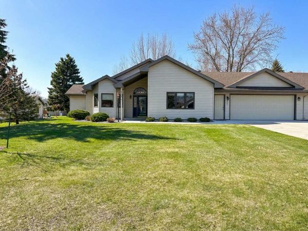 2208 Arrowwood Court, Fergus Falls, MN 56537