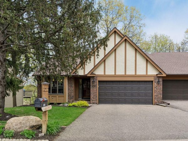 6843 Stonewood Court, Eden Prairie, MN 55346