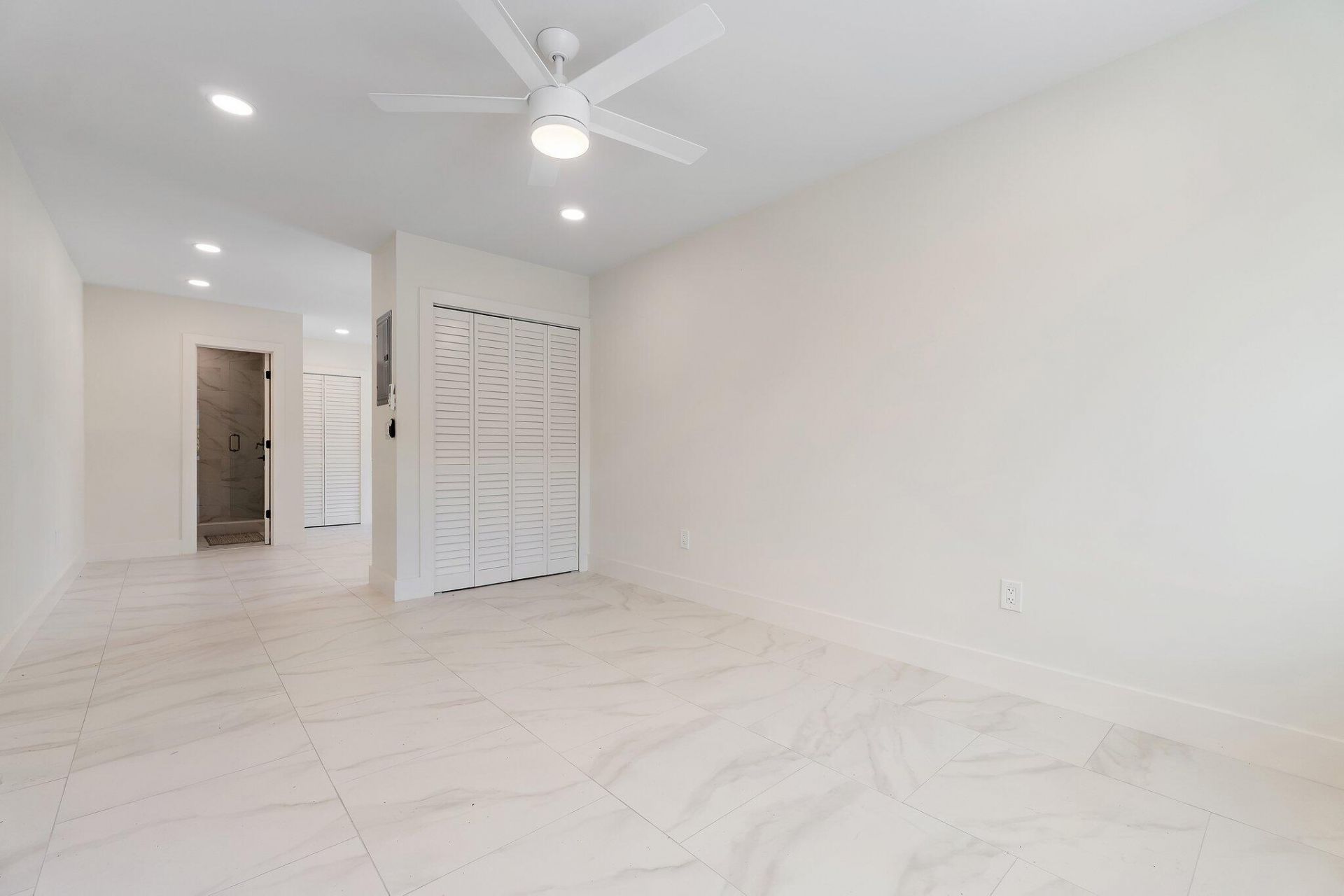 4015 Washington Road, West Palm Beach, FL 33405 Photo