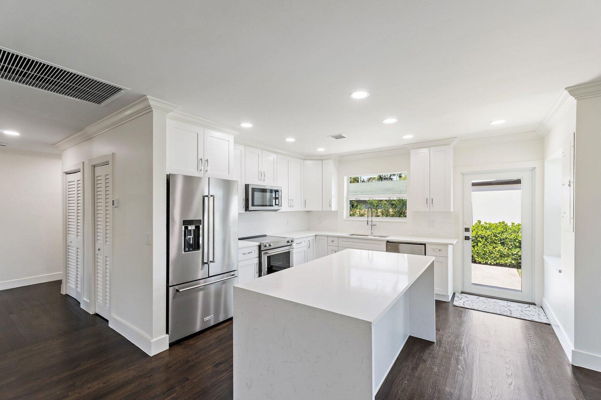 4015 Washington Road, West Palm Beach, FL 33405 Photo