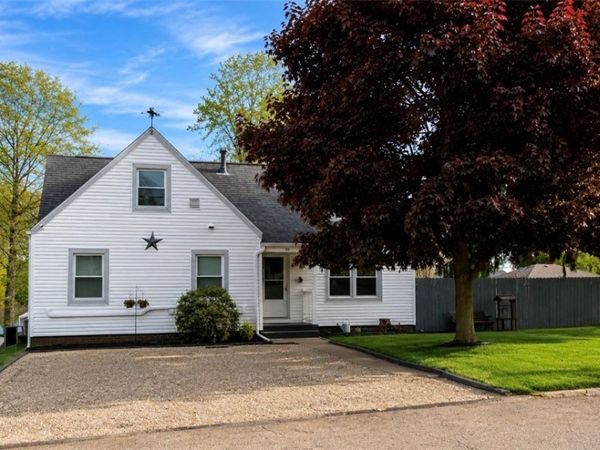 375 E Huston Street , Barberton, OH 44203