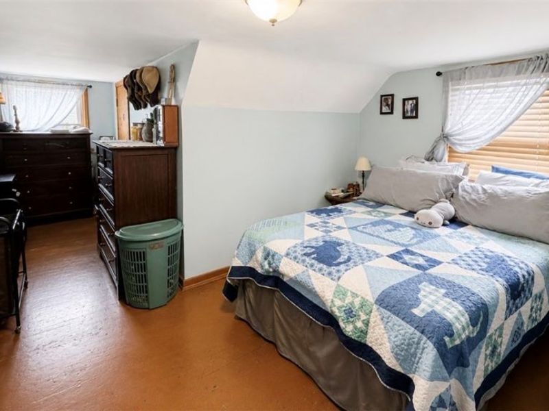 375 E Huston Street, Barberton, OH 44203 Photo 11