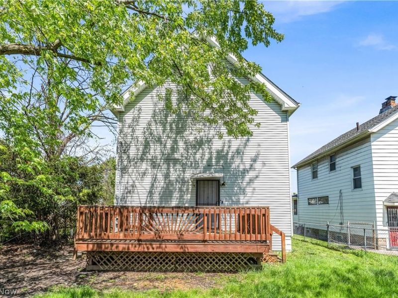 9404 Cardwell Avenue, Unit UP/2, Cleveland, OH 44105 Photo 21