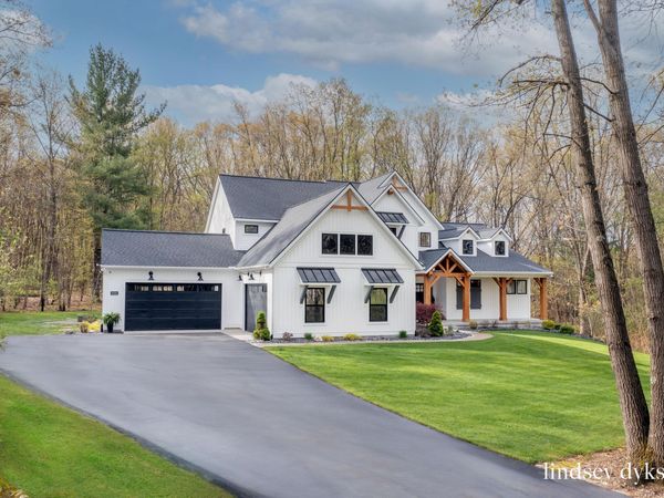 8686 Bentham Court, Rockford, MI 49341