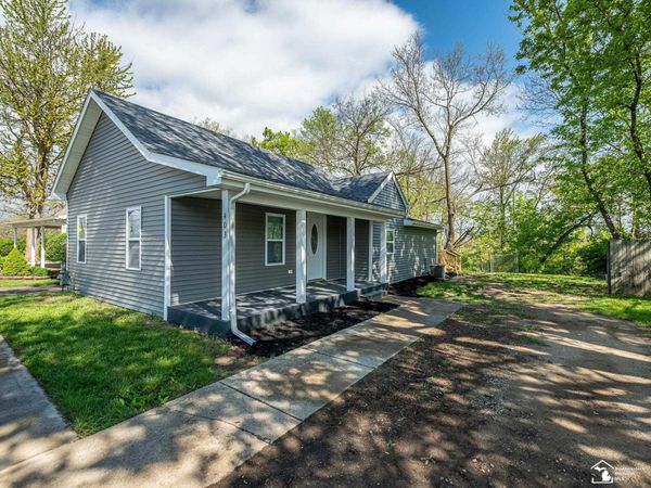 403 E Monroe Street, Dundee, MI 48131