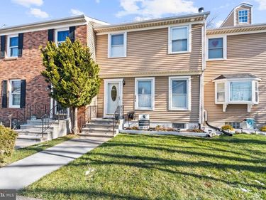 44 5 CARRIAGE STOP PLACE, FLORENCE, NJ 08518