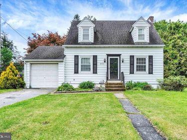 2024 SPRING STREET, YORK, PA 17408