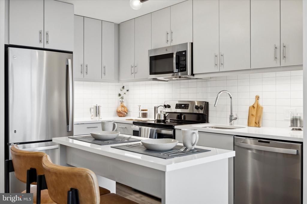 569 N 5th Street , Unit 830, Philadelphia, PA 19123 Main Photo