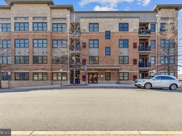 9521 BASTILLE STREET, Unit 203, FAIRFAX, VA 22031