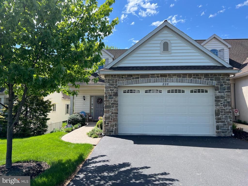 226 Masonic Drive , Elizabethtown, PA 17022 Main Photo